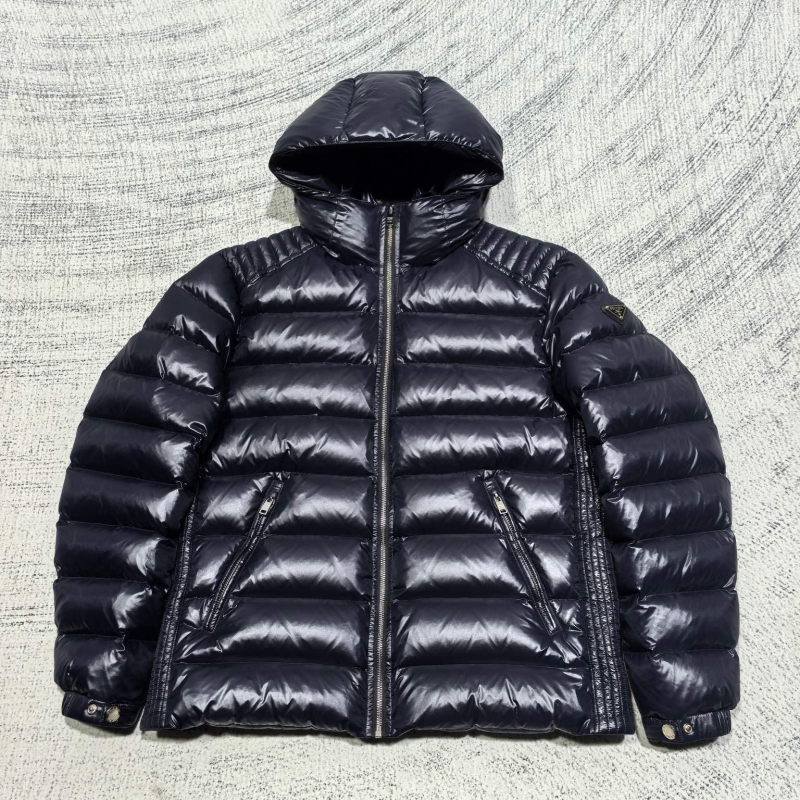 Pra*a down coat
